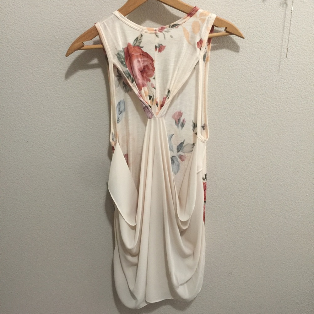 Spring Floral Tank - Picture 2 of 3
